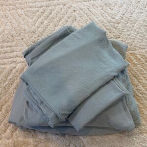 Soft Light Blue Linen blend Sheet Set. Very soft to the touch and lightweight